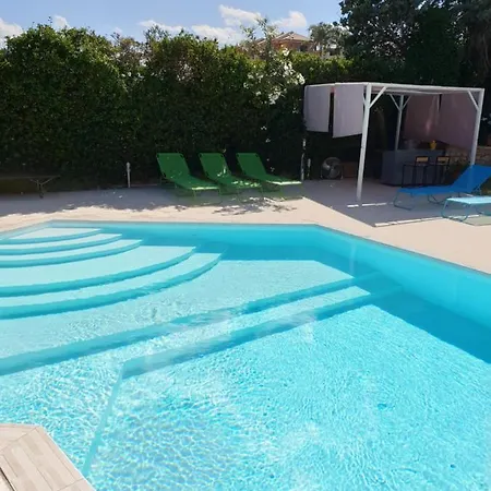 Holiday home Flore Casteldaccia