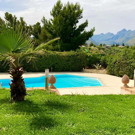Holiday home Flore *